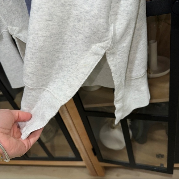 Abercrombie NBA logo Oversized crewneck pullover sweatshirt soft a&f basketball - Picture 7 of 9